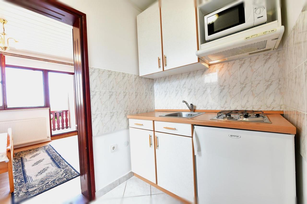 Guesthouse Ante Hodak سيليست دريزنيكو المظهر الخارجي الصورة